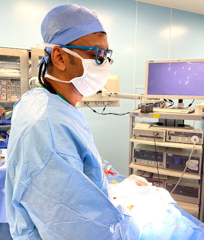 د. فيصل أمير، جراحة تجميلية Dr. Faisal Ameer Plastic Surgeon - Ras al Khaimah - +971 6 770 5555