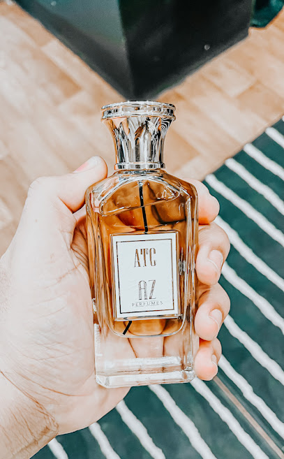 عذاري للعطور - سوق شرق - Azari Perfumes Branch1 - United Arab Emirates|Sharjah|Corniche Street