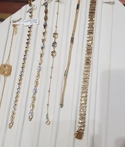 Damas Jewellery - Dubai - +971 6 748 0307