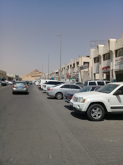al sakhara garage - United Arab Emirates|Abu Dhabi|Unnamed Road|5QV3+FW7