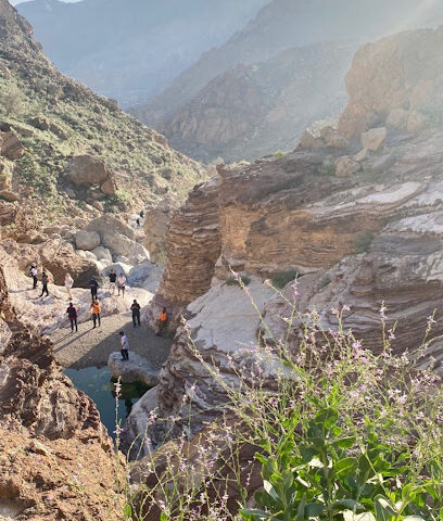 Hiking car parking - Khor Fakkan -