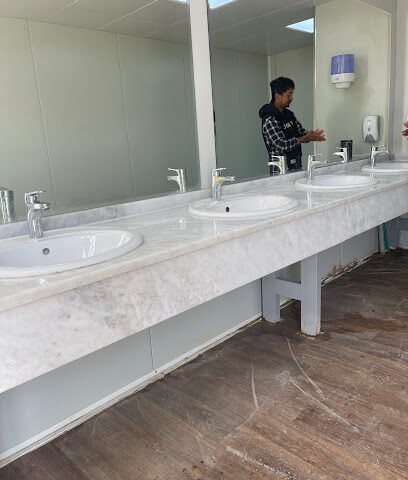 Bathrooms حمامات - Sharjah -