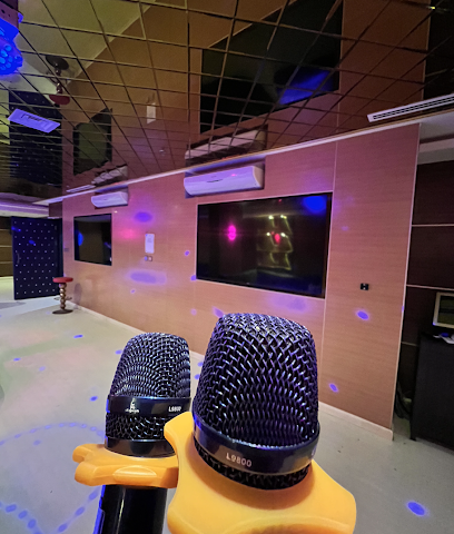 Gatsby - Night Club and Karaoke Lounge - Fujairah - +971 55 605 6143