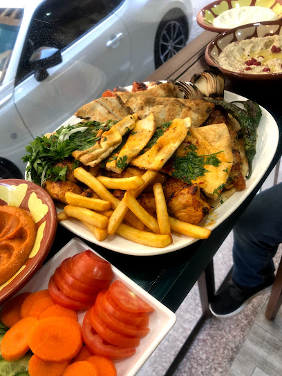 Qasr Al Dayaa Restaurant & Grill - United Arab Emirates|Sharjah|University City Rd|Shop 3