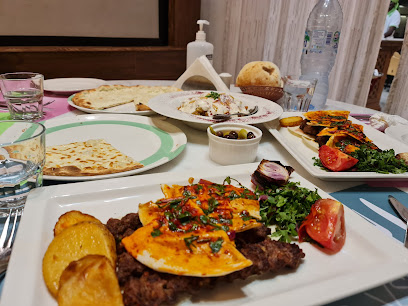 Solidaire Restaurant & Cafe - Al Jimi Mall - Dubai - +971 3 766 2800