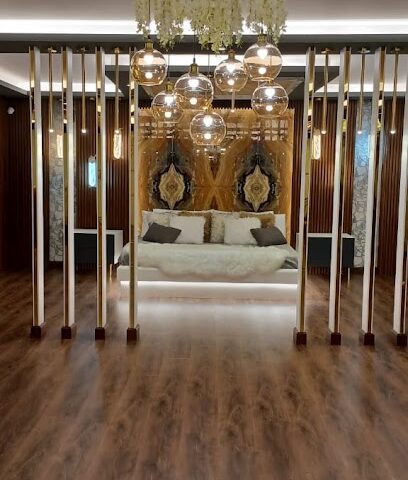 القصور الملكية لأعمال التنفيذ والتصميم الداخلي - Dubai - +971 7 223 1200