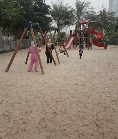 Bay Avenue Park, Spinney's end - Khor Fakkan -