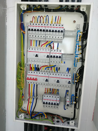 Descon Engineering Maintenance Workshop - United Arab Emirates|Ghiyathi - Abu Dhabi|2QCH+JPQ