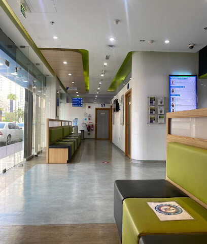 iCARE Clinic - Mankhool - Ras al Khaimah - +971 800 42273