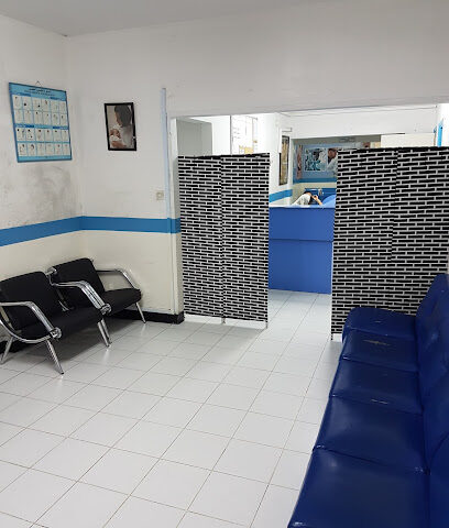 Al Hayat Clinic - Fujairah - +971 6 742 9589