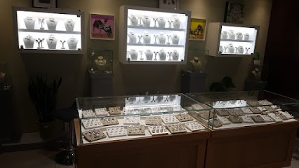 Al Ras Jewellery LLC - Dubai - +971 4 225 6661