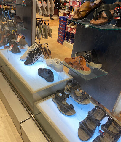 Shoes 4 us - Sharjah - +971 52 594 0951