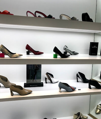 United Nude - Sharjah - +971 4 320 9407