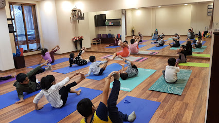 Body & Mind Yoga Center - أبوظبي - +971 55 422 8415