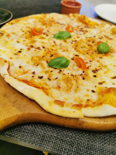 Gusto Restaurant & Cafe مطعم و كافيه جوستو - United Arab Emirates|Khoor - Ras al Khaimah|Al Qwasim Cornich|QWJR+26C