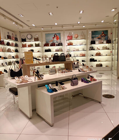 Nine West - Sharjah - +971 55 213 6260