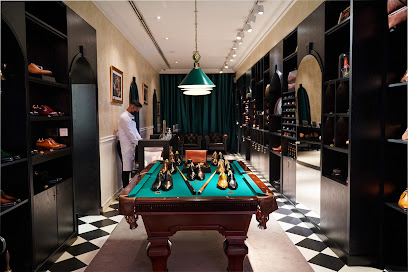 The Cobbler - Dubai Mall: Your Shoes & Bag Expert - Sharjah - +971 4 517 7268