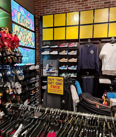 Foot Locker - Sharjah - +971 3 701 8057