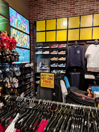 Foot Locker - United Arab Emirates|Al Noud - Abu Dhabi|Bawadi Mall