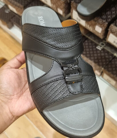 Shoes 4 Us - Sharjah - +971 6 746 4888