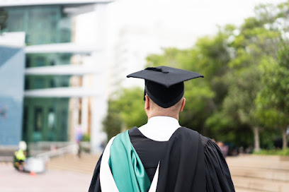 Study Abroad by DM - Sharjah - +971 4 329 6687