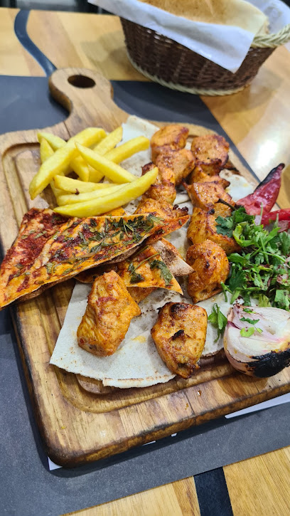 Al ROKEN AL HALBI RESTURANT مطعم الركن الحلبي - United Arab Emirates|Al Mahattah - Fujairah|F20