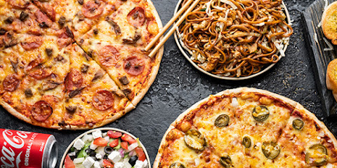 Seven Pizzas - Sharjah - +971 4 557 1721