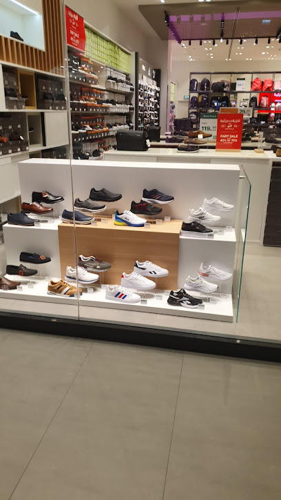 Deichmann - United Arab Emirates|Dubai|Al Khail Rd