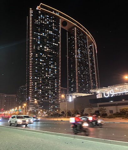 Gate Towers Tennis Court - Sharjah -