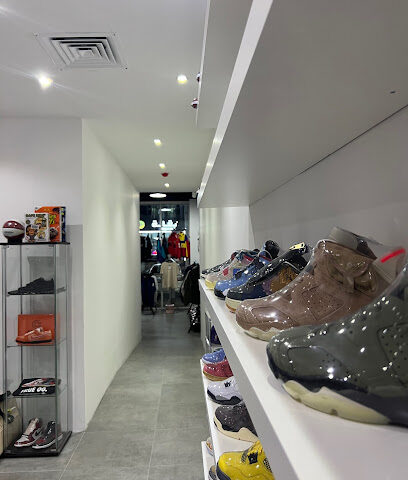 Hype House Abu Dhabi - Sharjah - +971 2 246 0405