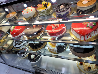 Lareen Sweets Jamal Abdul Nasser حلويات لارين جمال عبد الناصر - Sharjah - +971 6 559 4812