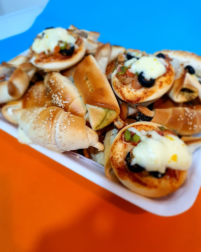 Cozmo Food Sandwiches and Pastries Preparing - United Arab Emirates|Al Jerf 2 - Ajman|1 university street|Zone 3