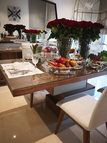 Apron & Glove - United Arab Emirates|Al Manara - Dubai|993 Al Wasl Rd