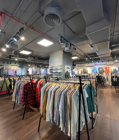 Black Market Premium Clothing - Umm Al Quawain - +971 58 500 0066