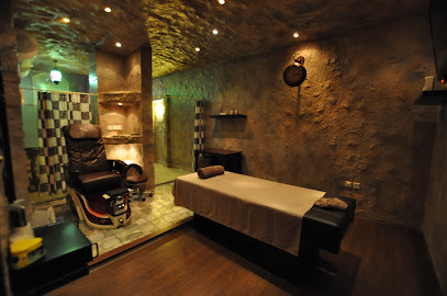 Vitoria Spa - Sharjah - +971 3 722 9440