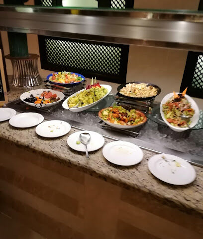 Al Majlis Restaurant - Sharjah -