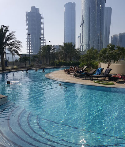 Swimming pool The Arc - Sharjah -