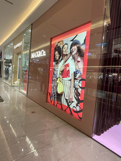 MAX&Co. - United Arab Emirates|Dubai|Star Atrium