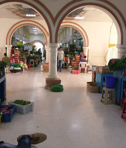 سوف الخضراوات والدجاج وسمك - Sharjah -
