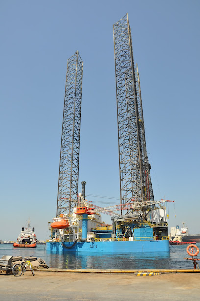 Rapid Shipping & Logistics LLC - United Arab Emirates|Sharjah|King Abdul Aziz Street|89WQ+XV Sharjah Suite 604 / 704