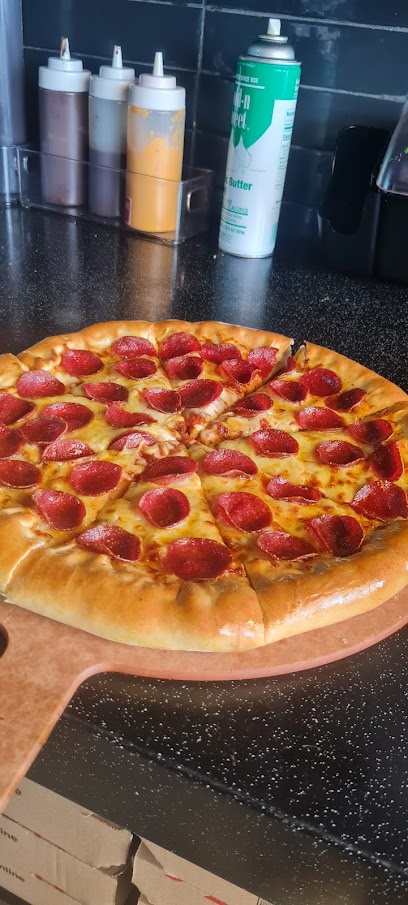 Pizza Hut Dhaid - United Arab Emirates|Al Tayebah - Sharjah|Al Dhaid St|Sharjah Cooperative society Building
