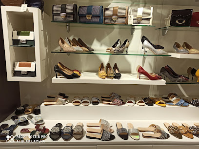 Torino Shoes Khorfakkan - Sharjah - +971 55 488 2170
