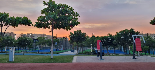 Al Ruwais Central Park Football Fields - Sharjah -