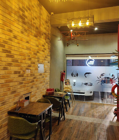 Crab & Crack Restaurant - Sharjah - +971 50 837 9114