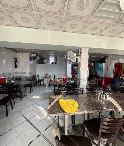 مطعم الأمين ش.ذ.م.م. - Sharjah - +971 7 246 3855