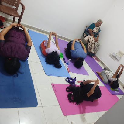 Yoga classes with Aswathy c r - أبو ظبي - +971 56 678 5911