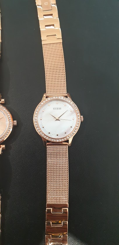 Al-Futtaim Watches & Jewellery - United Arab Emirates|Abu Dhabi|Hamdan Center Abu Dhabi Abu Dhabi - Hamdan St - Hamdan Center - Shop 7 - 9