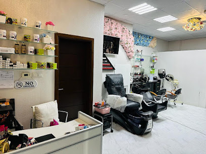 Silver wing lady salon - Abu Dhabi - +971 50 304 3421