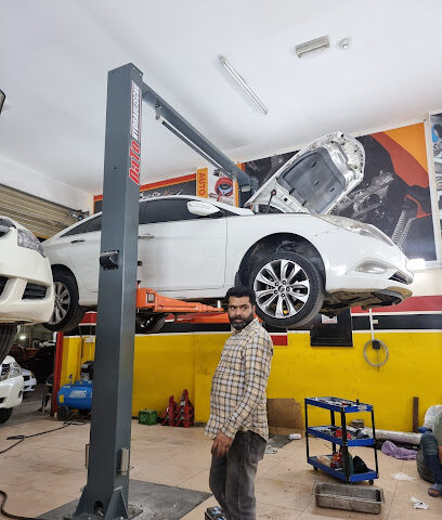 Naveed Ahmed Electrical, Air Conditioning and Auto Mechanics Repairing - Abu Dhabi - +971 55 744 5336