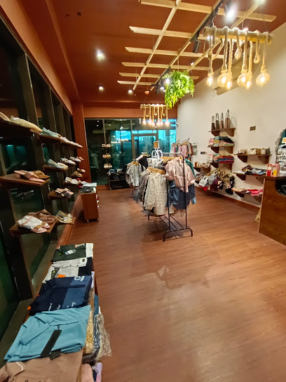 Mirchi clothes & accessories shop - United Arab Emirates|Al Dhannah City - Abu Dhabi|City|3JCW+PFF